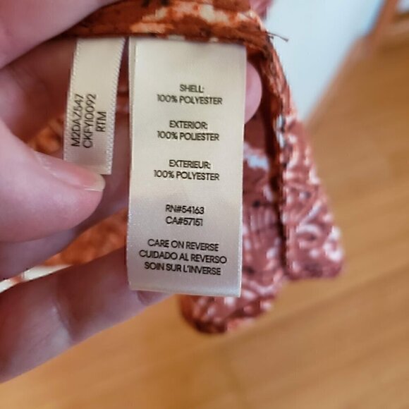 Like NEW Calvin Klein Geometric-Print Button-Down Shirt Size: Small - Picture 5 of 9